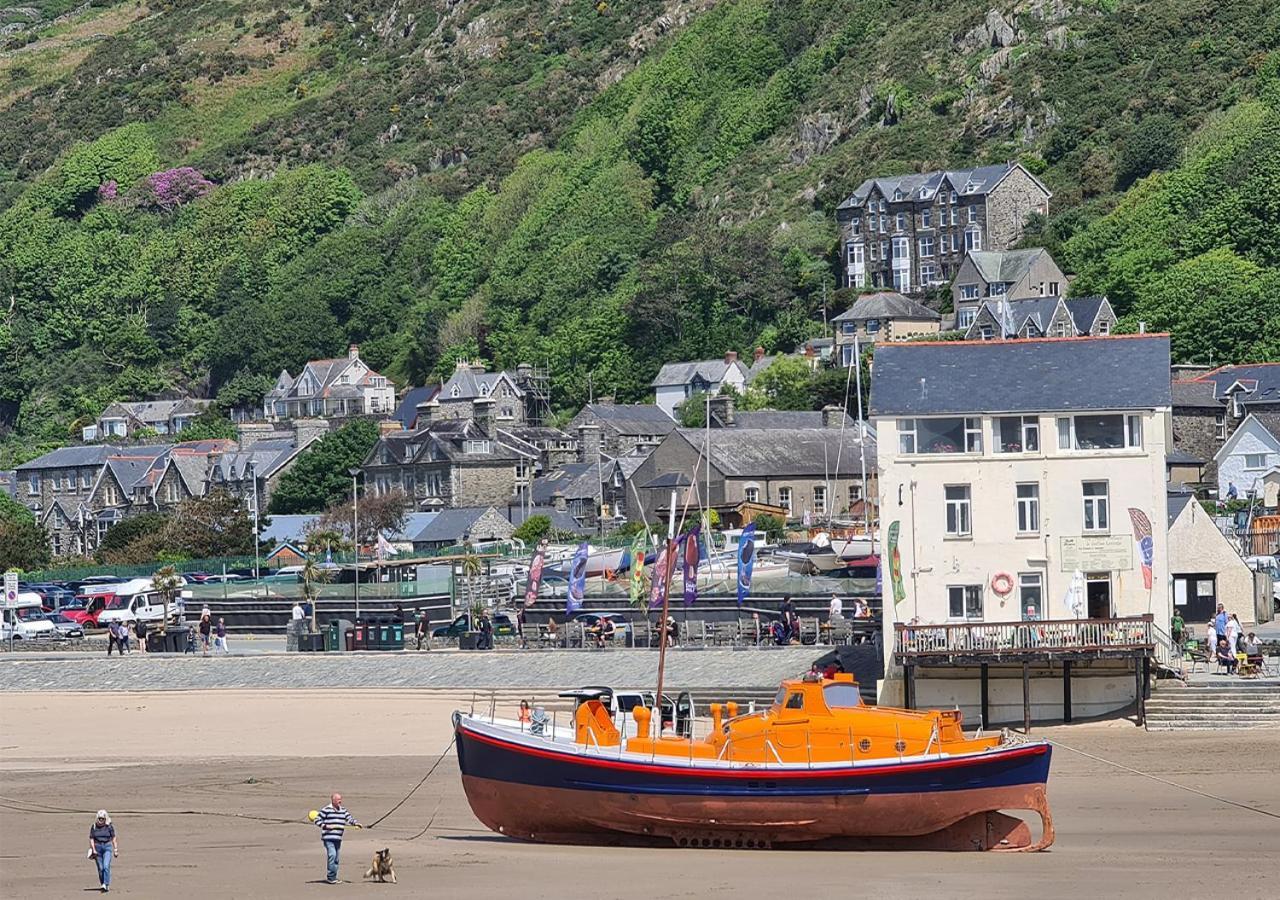 Luxury 4 Bedroom Seaside Apartment - Glan Y Werydd House Barmouth Exterior photo
